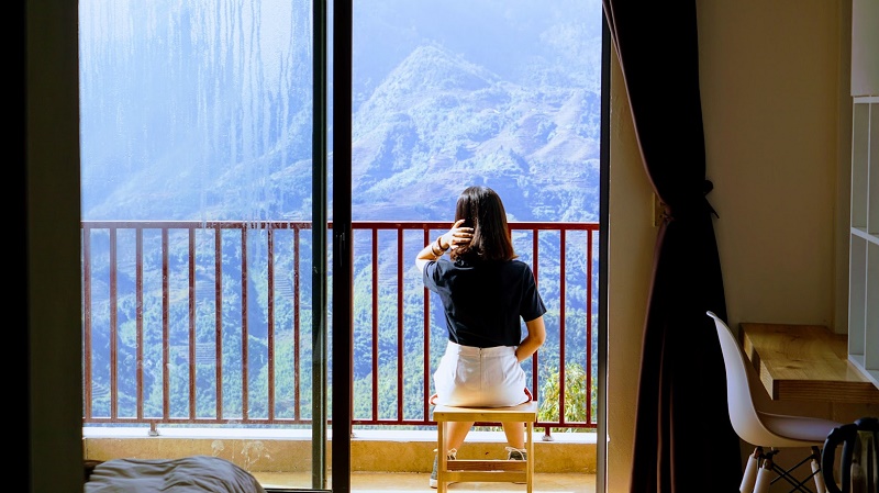 roxana-sapa-hotel-deluxe-room-muong-hoa-view.jpg